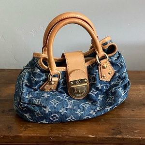 Louis Vuitton Denim Pleaty Handbag Purse.